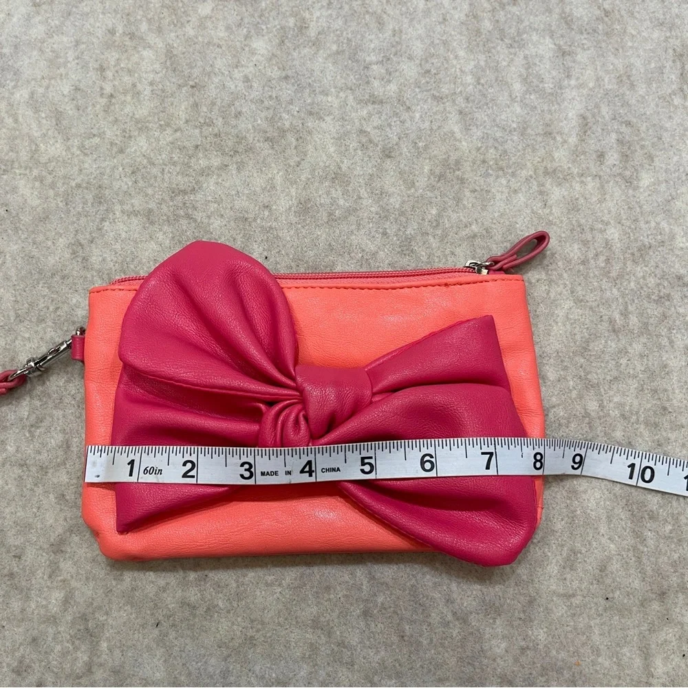 Candies Y2K 2000’s Fashion Bow Wristlet Zip Pouch Pink and Peach